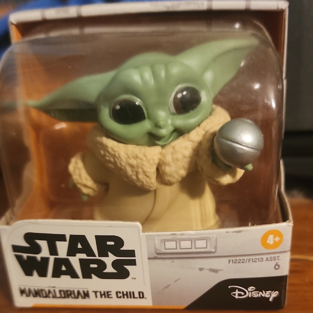 Star Wars The Child Green and Cream Action Figure